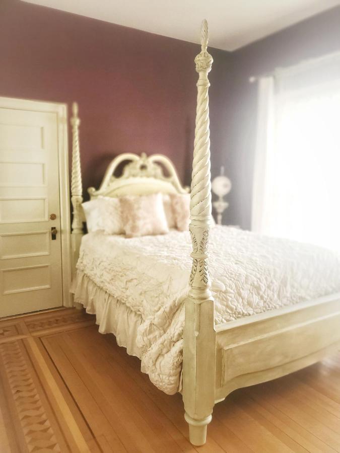 The Old Library Inn Bed & Breakfast Олеан Экстерьер фото