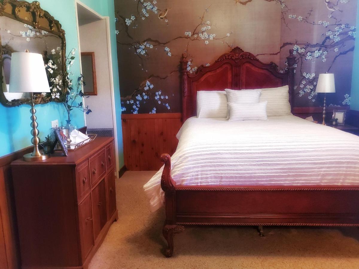 The Old Library Inn Bed & Breakfast Олеан Экстерьер фото